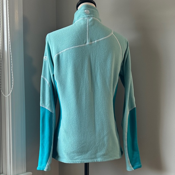 Mountain Hardware Quarter Zip Fleece in Teal - Picture 7 of 10